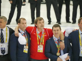 Тренер сборной России по хоккею - Олег Знарок!
